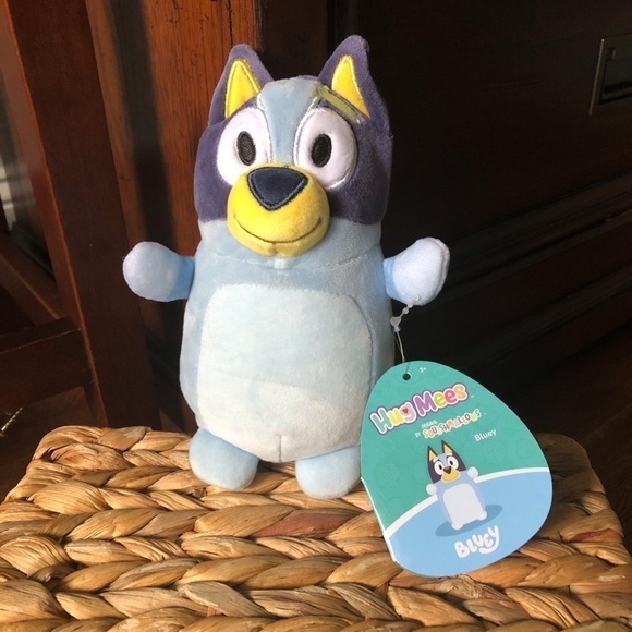 Squishmallows Hug Mees: Bluey 5” - Picture 1 of 7